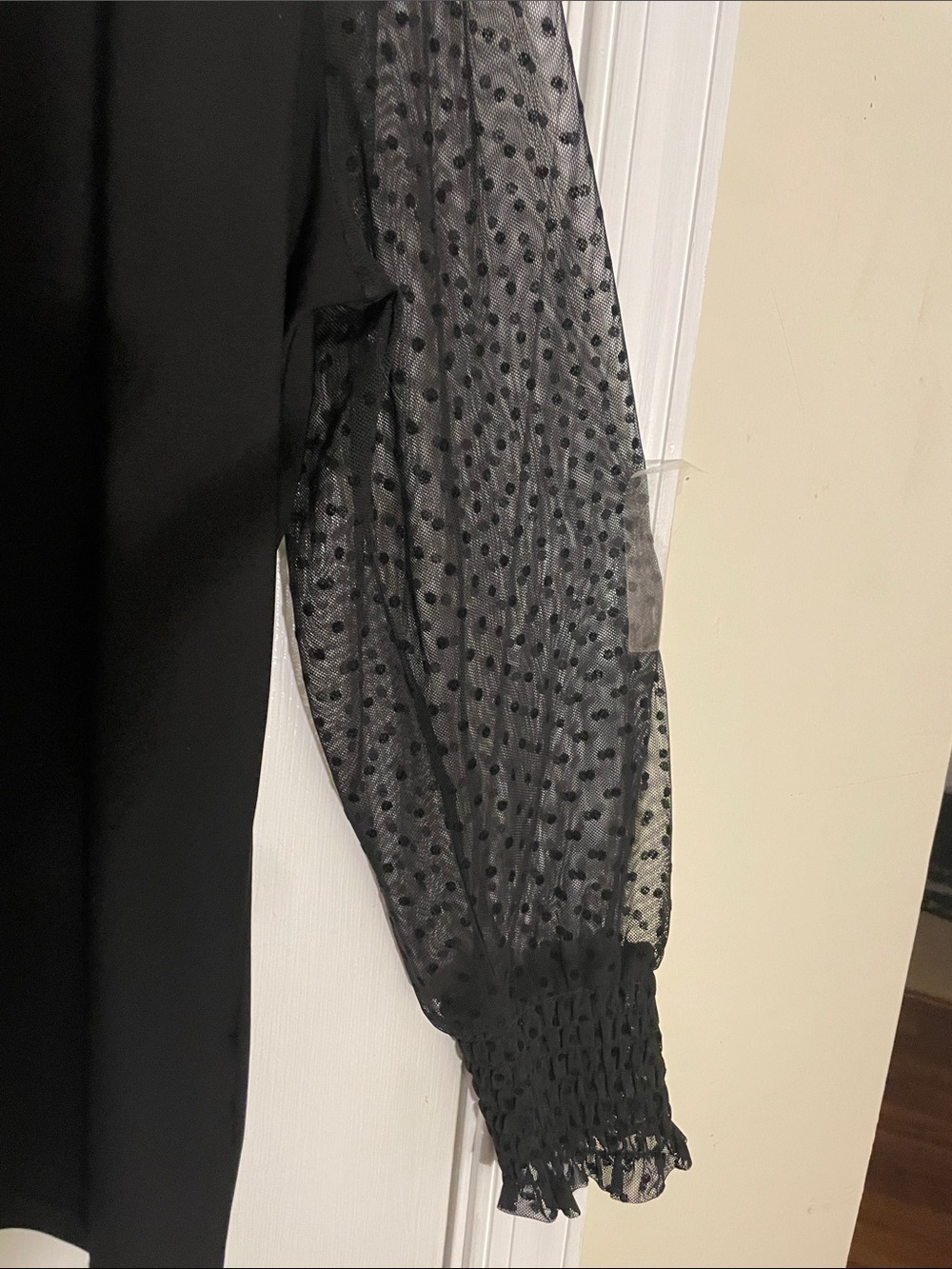 ANNE KLEIN Black Liquid Knit Mesh Puff Sleeves L